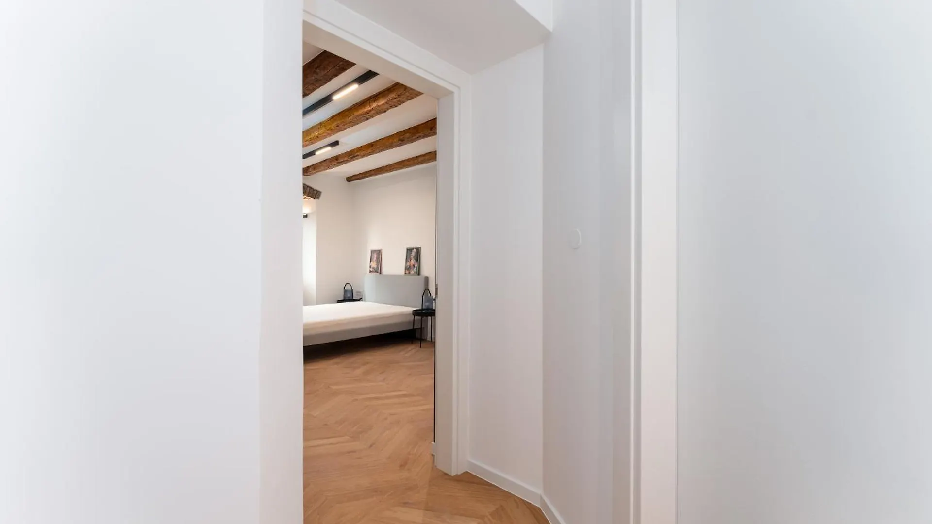 Corso Apartments リエカ