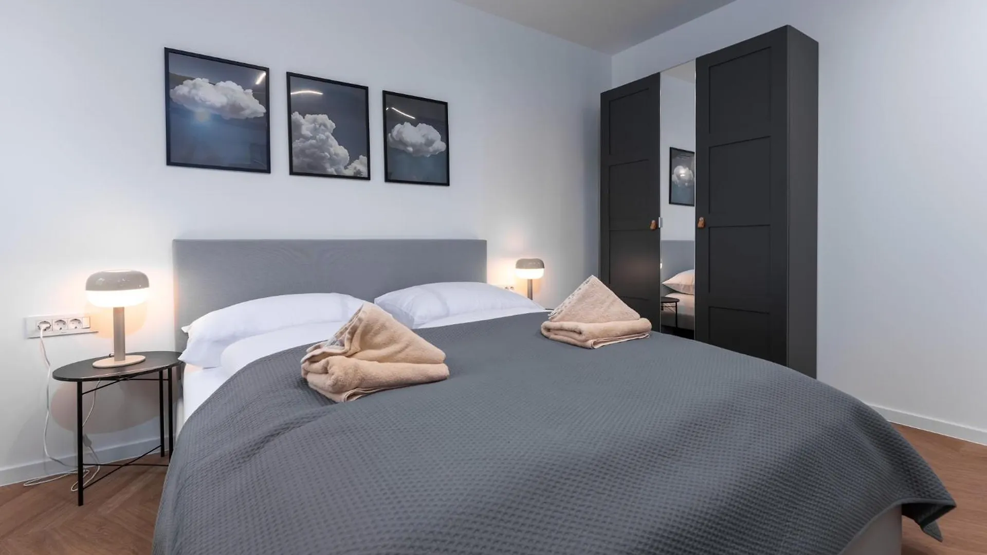 Corso Apartments リエカ クロアチア