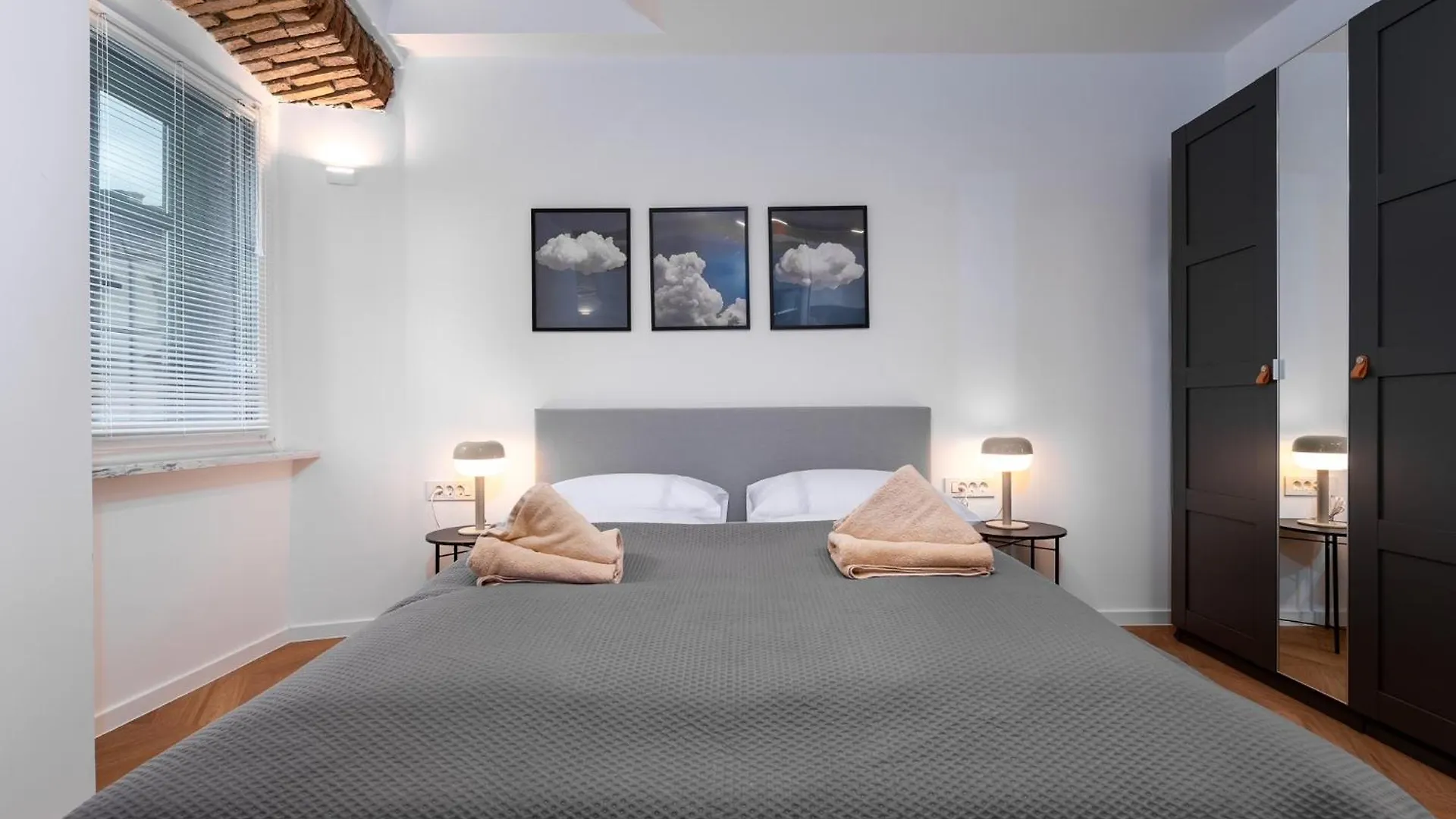 Corso Apartments リエカ